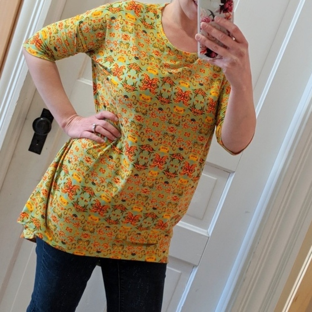 💘 LulaRoe Irma.